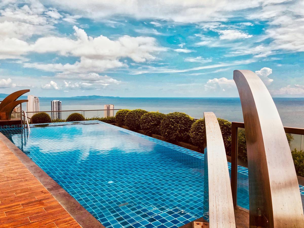 The Peak Towers Pattaya Apartment Ngoại thất bức ảnh