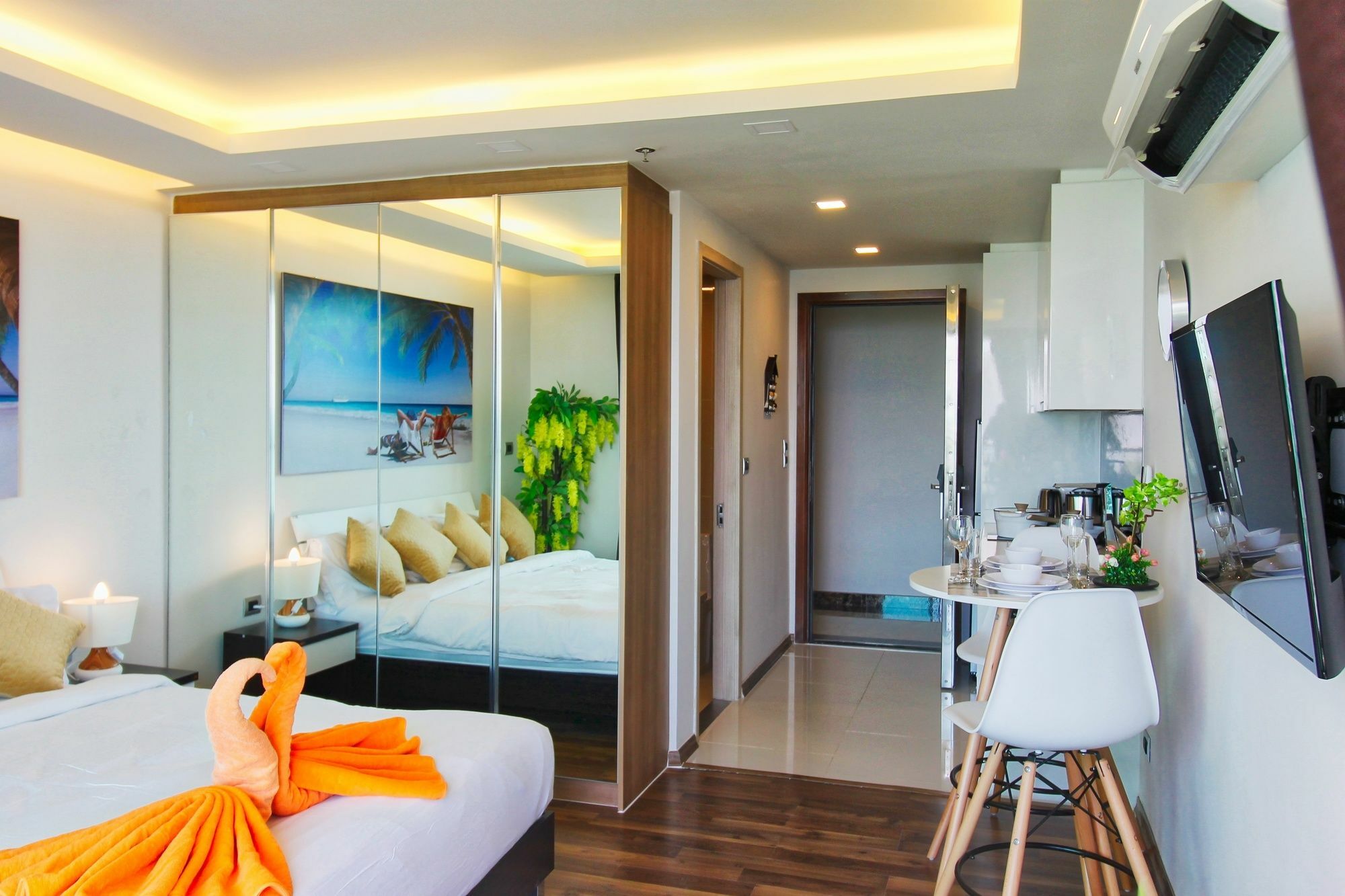 The Peak Towers Pattaya Apartment Ngoại thất bức ảnh