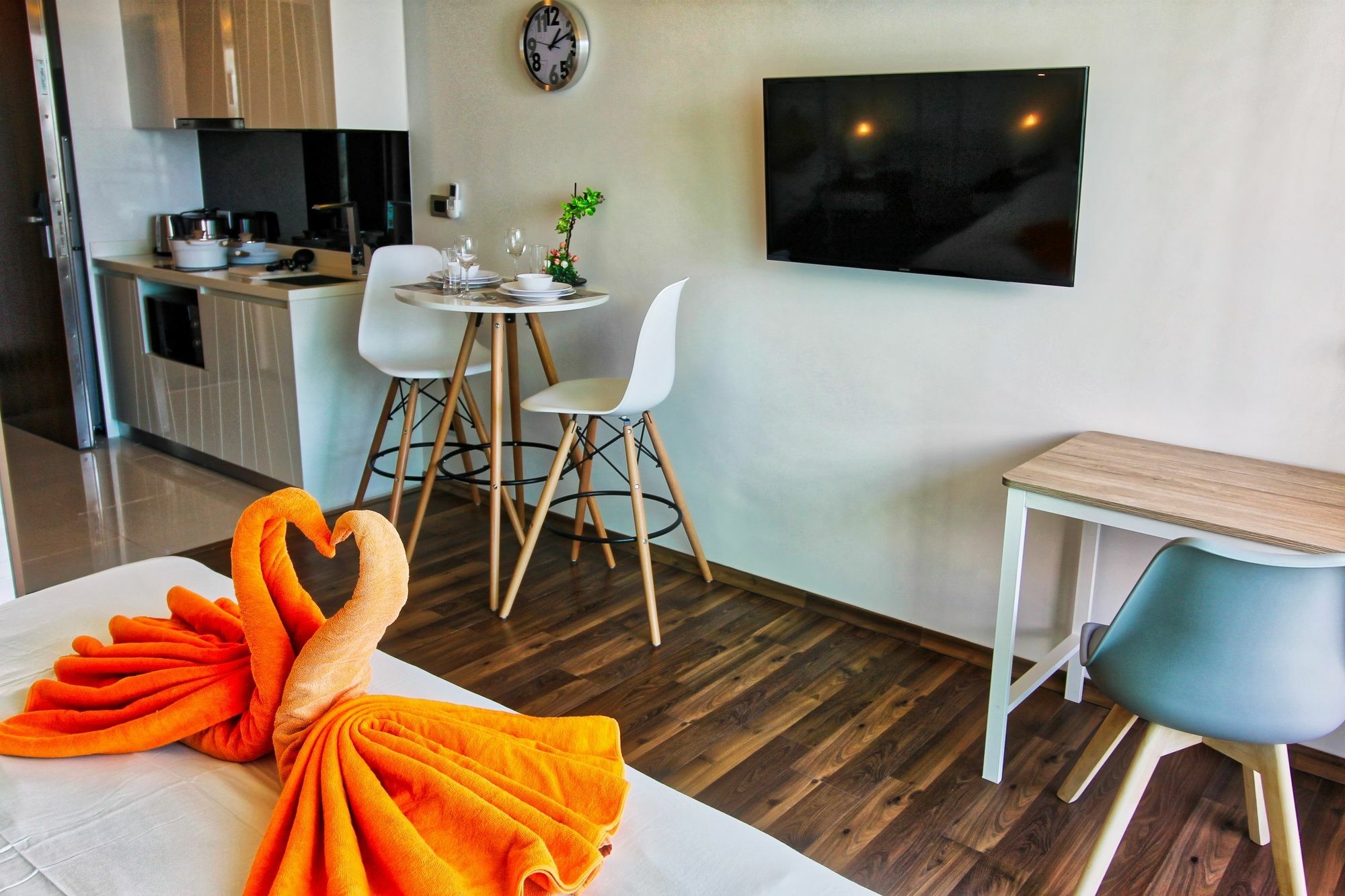 The Peak Towers Pattaya Apartment Ngoại thất bức ảnh